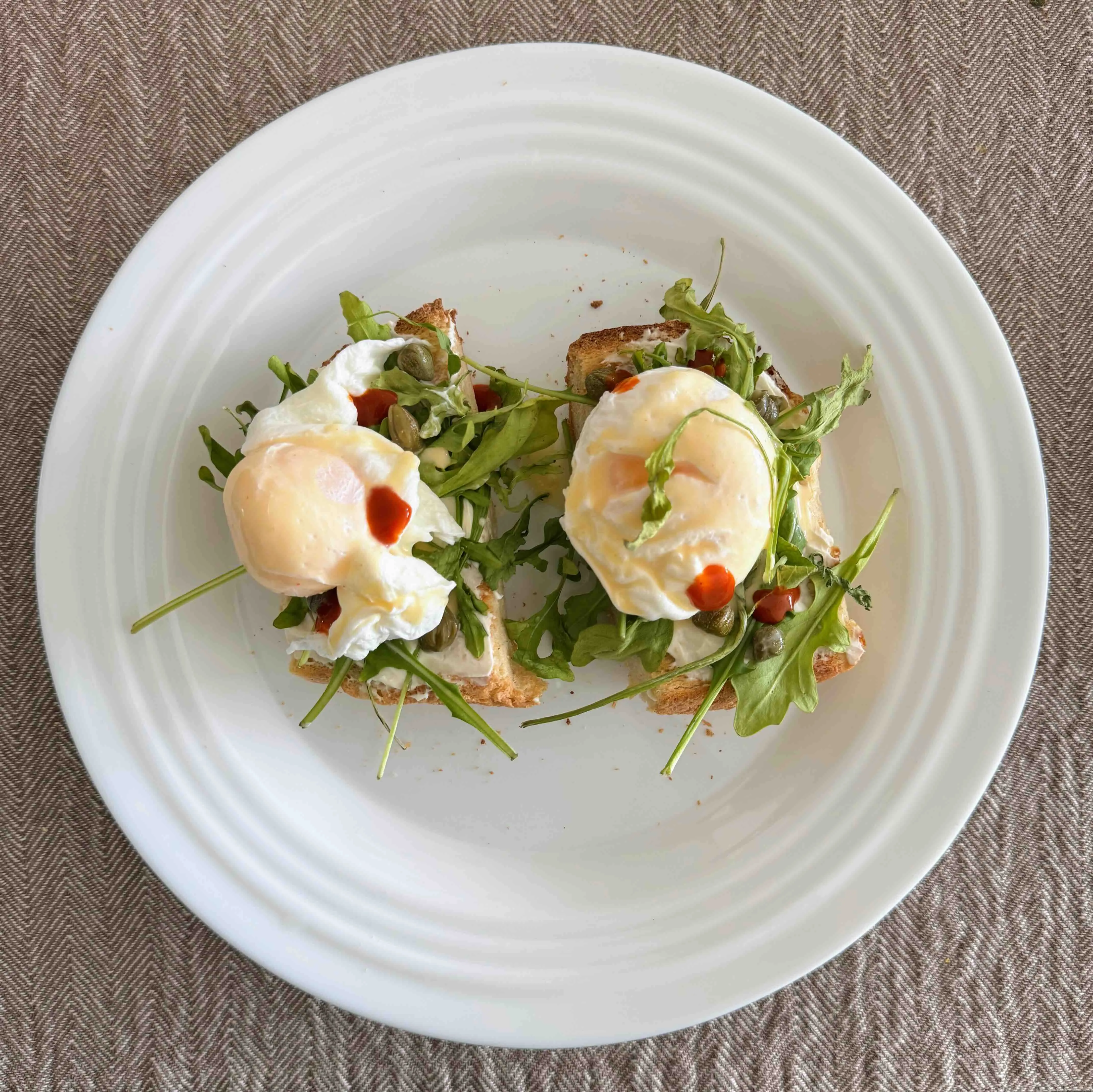 poached egg sandwich
