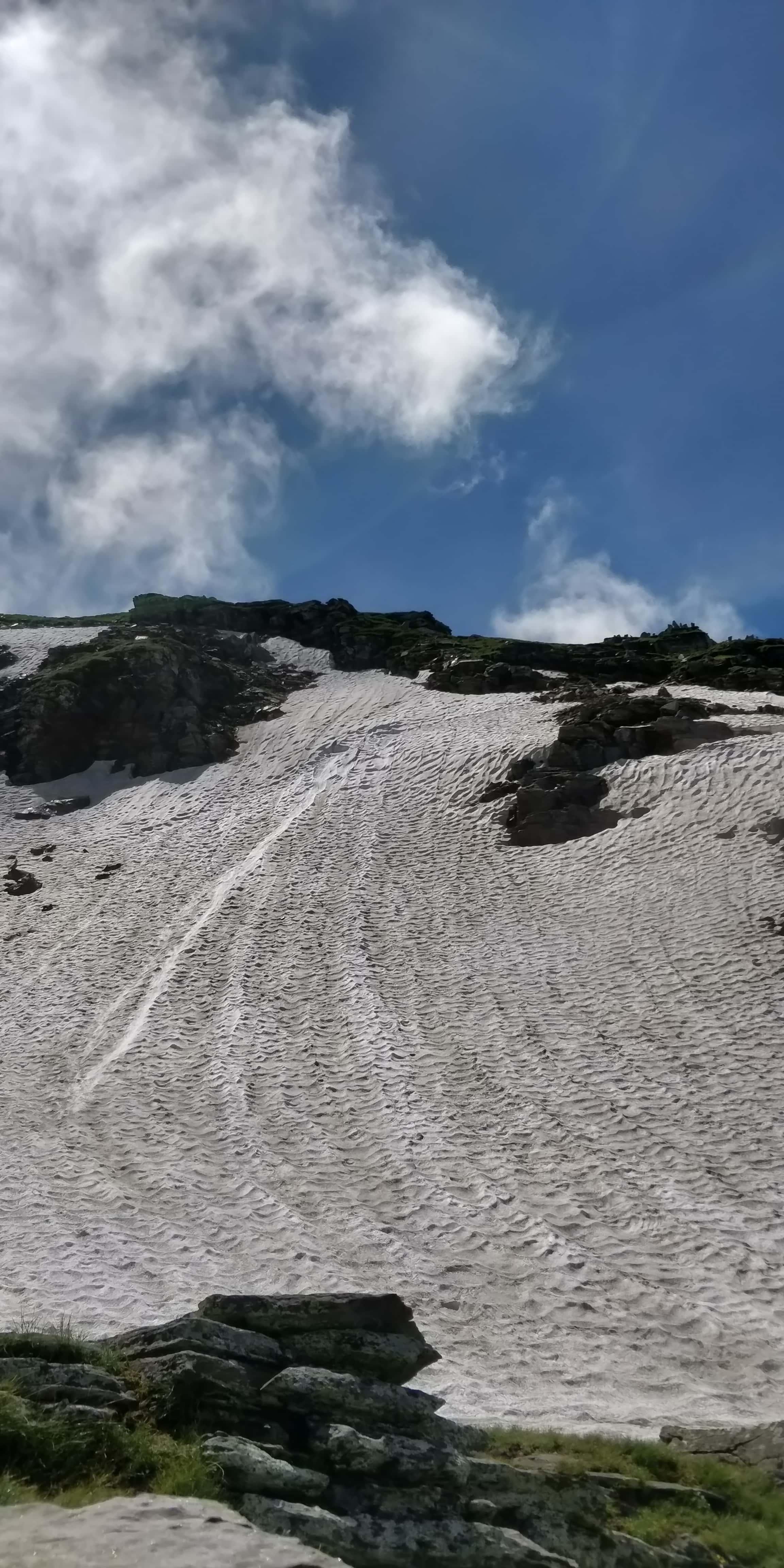 Final snow ascent on summit day